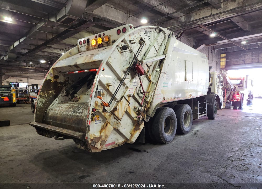 2013 MACK 600 LEU600 VIN: 1M2AU02C7DM007179