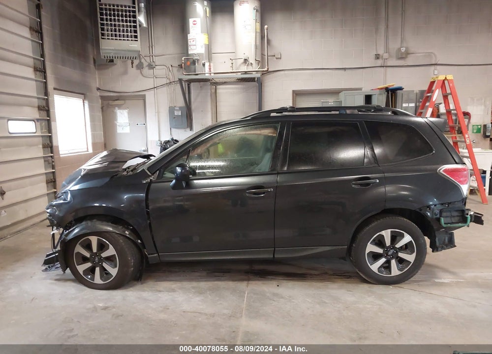 2018 SUBARU FORESTER 2.5I PREMIUM VIN: JF2SJAGC8JH421058