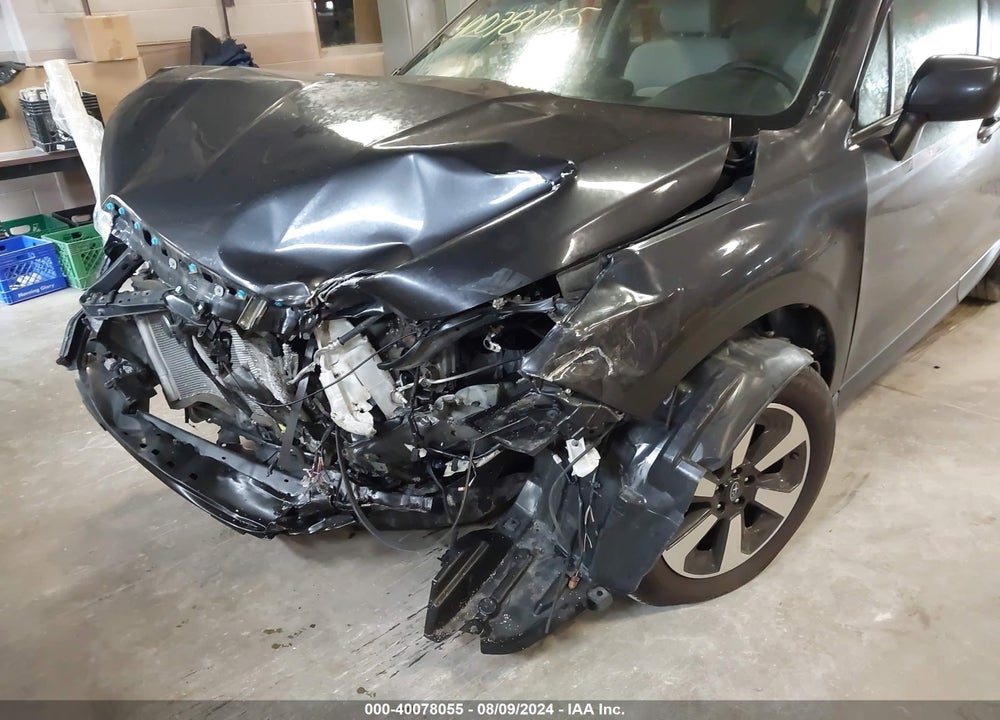 2018 SUBARU FORESTER 2.5I PREMIUM VIN: JF2SJAGC8JH421058