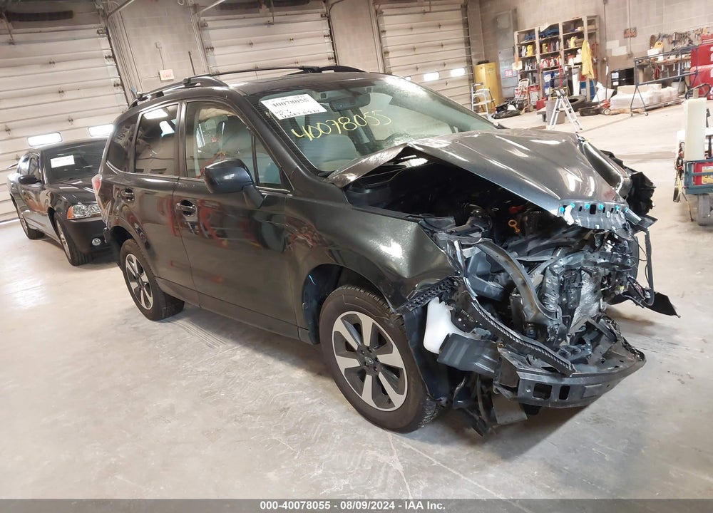2018 SUBARU FORESTER 2.5I PREMIUM VIN: JF2SJAGC8JH421058