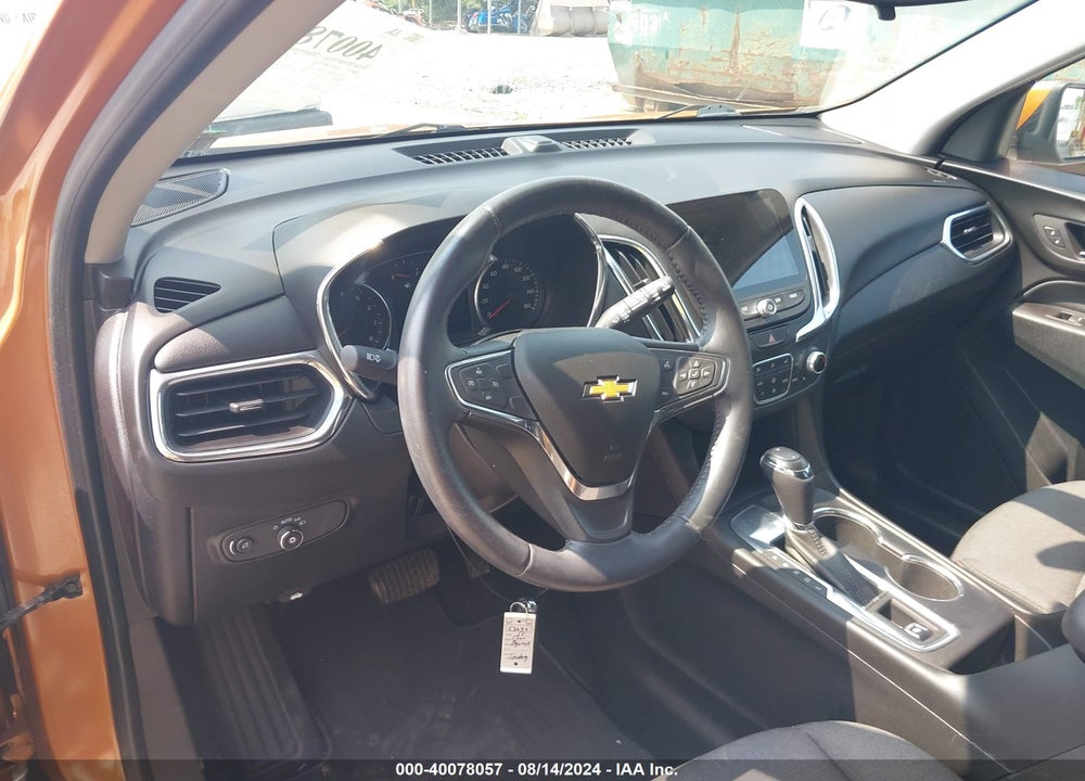 2018 CHEVROLET EQUINOX LT VIN: 2GNAXJEV9J6156855