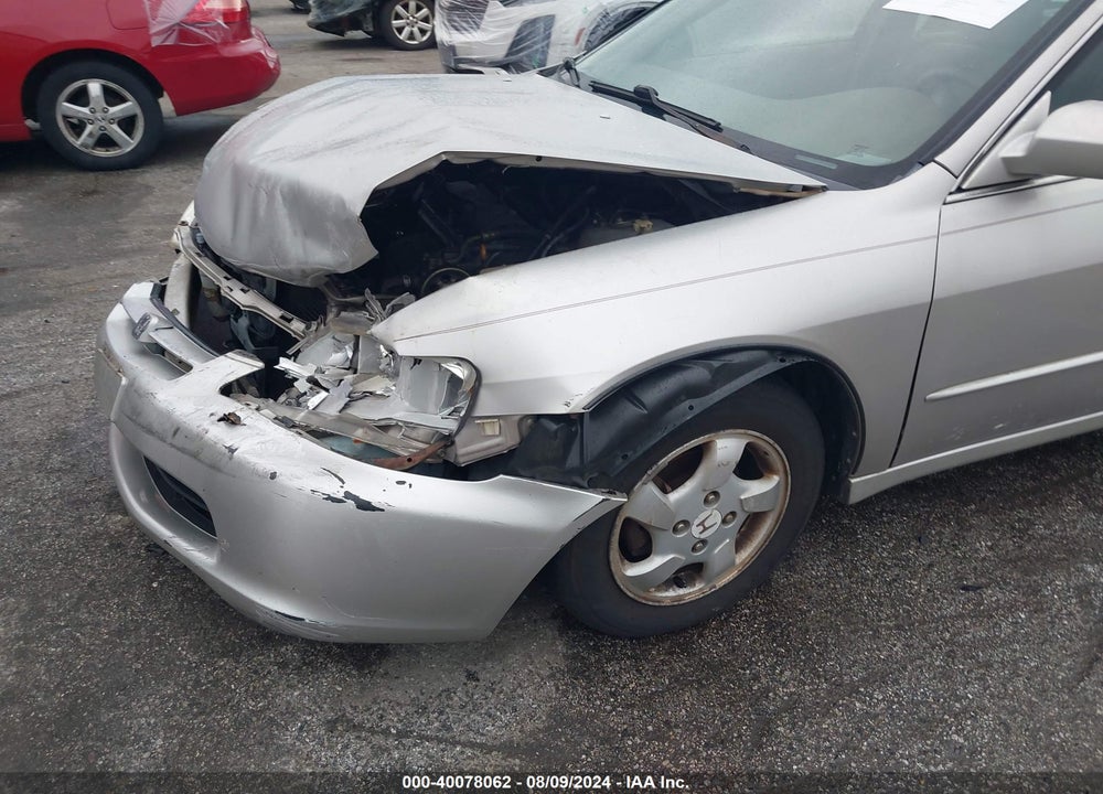 1998 HONDA ACCORD EX VIN: 1HGCG5653WA057063