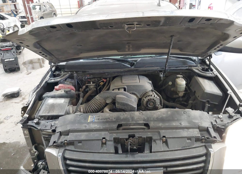 2008 GMC YUKON SLT VIN: 1GKFK13068J211056