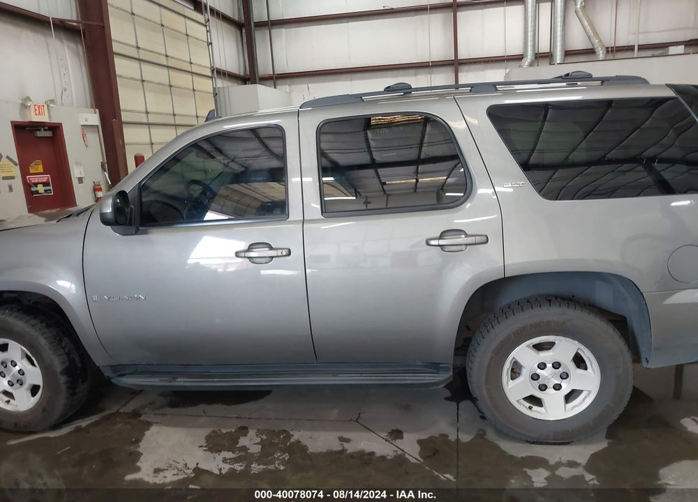 2008 GMC YUKON SLT VIN: 1GKFK13068J211056