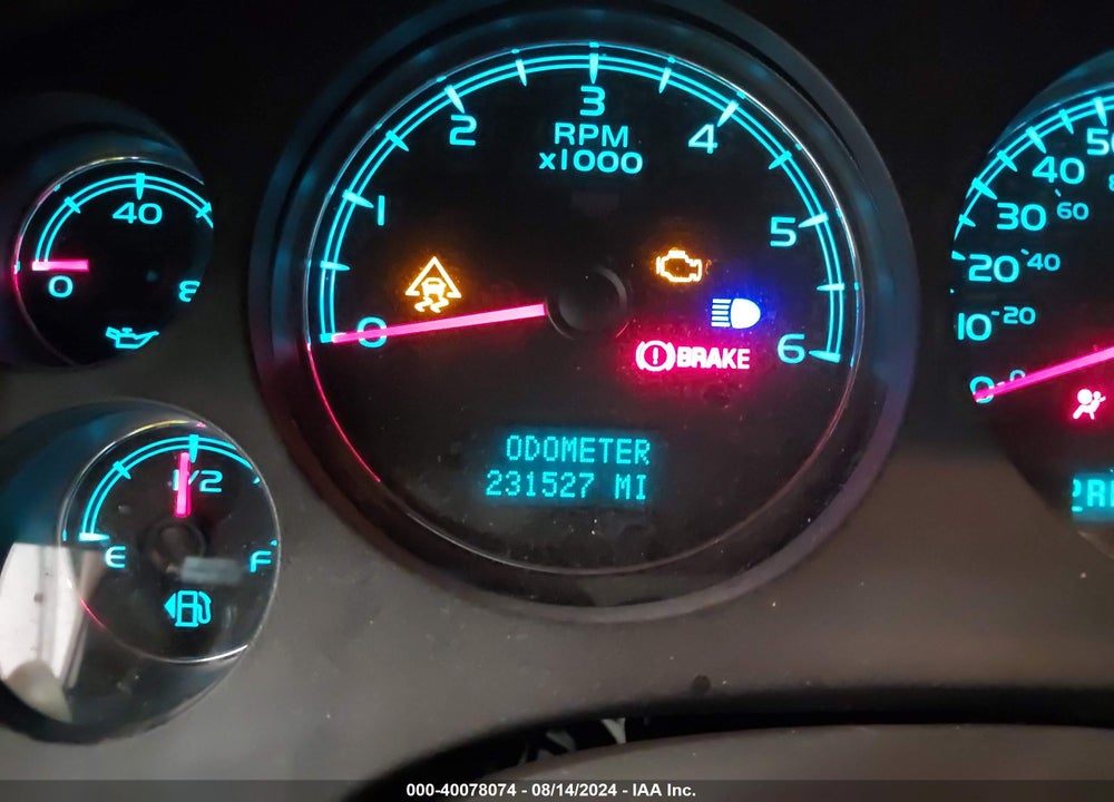 2008 GMC YUKON SLT VIN: 1GKFK13068J211056
