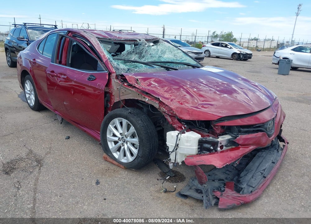2019 TOYOTA CAMRY LE VIN: 4T1B11HK7KU741111