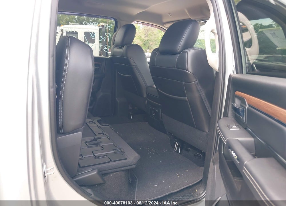 2017 RAM 2500 LAIE  4X4 6'4 BOX VIN: 3C6UR5FL5HG664122