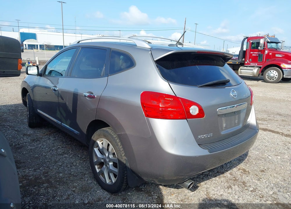 2013 NISSAN ROGUE SV W/SL PKG VIN: JN8AS5MV8DW103238