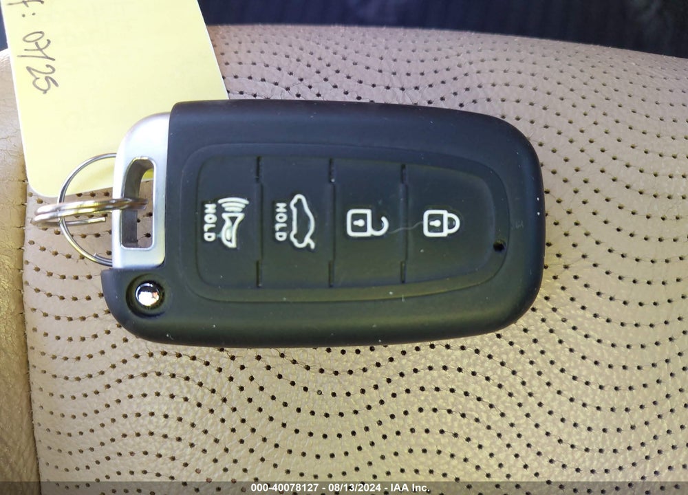 2013 HYUNDAI ELANTRA LIMITED VIN: KMHDH4AE7DU739680