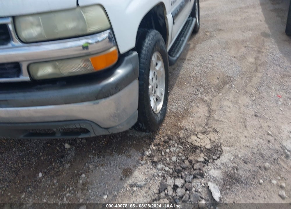2003 CHEVROLET TAHOE LS VIN: 1GNEC13Z33J236788