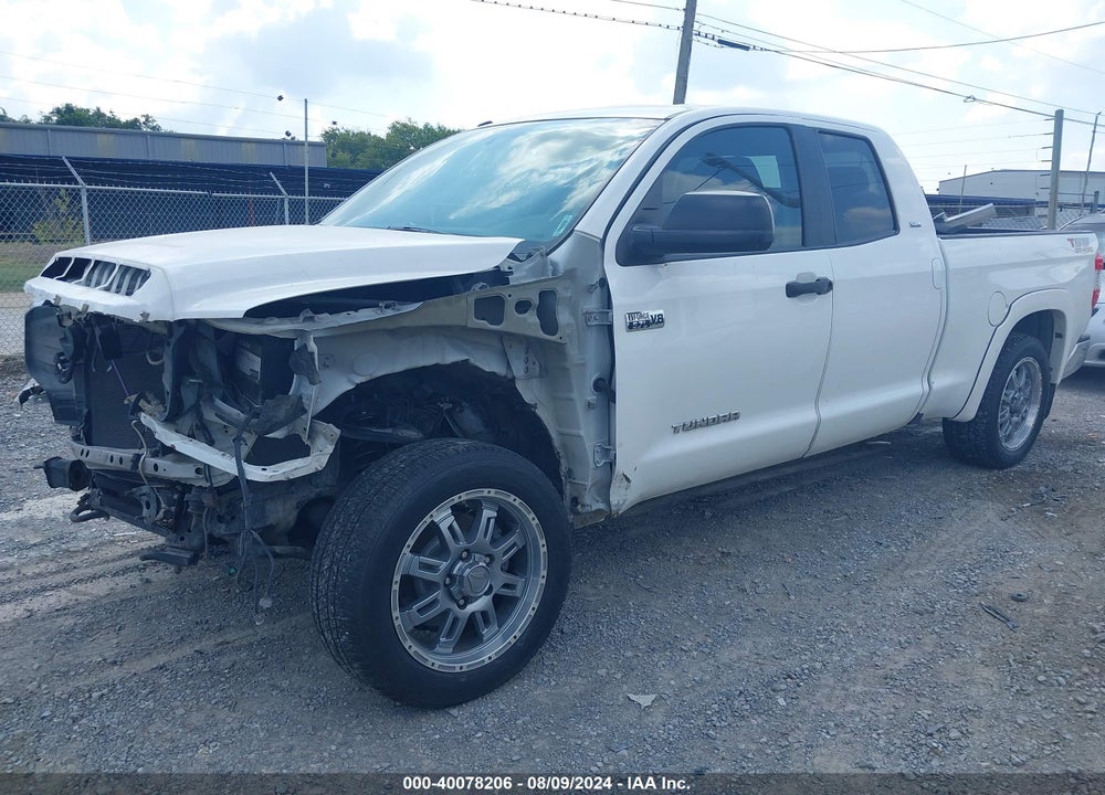 2015 TOYOTA TUNDRA SR5 5.7L V8 VIN: 5TFUW5F17FX448507