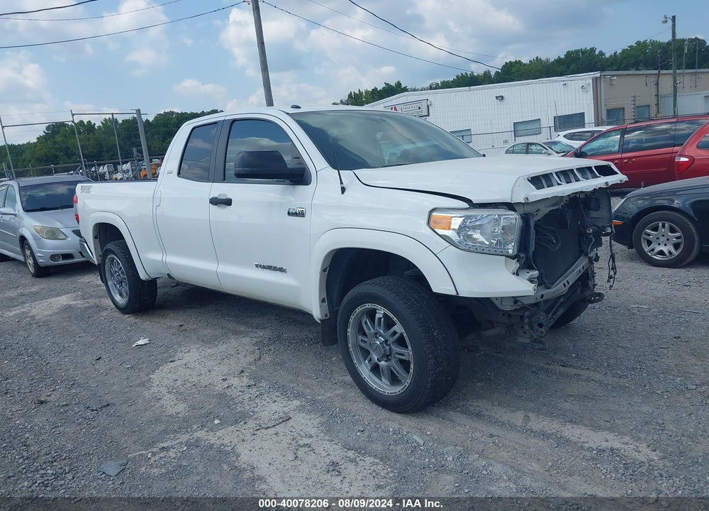2015 TOYOTA TUNDRA SR5 5.7L V8 VIN: 5TFUW5F17FX448507
