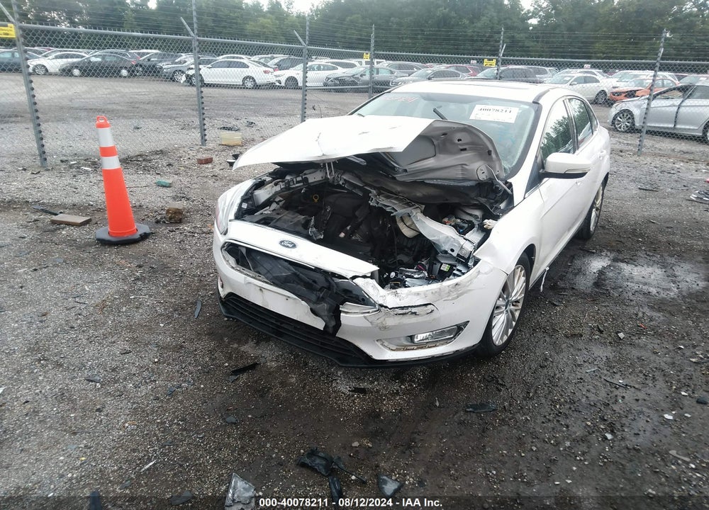 2018 FORD FOCUS TITANIUM VIN: 1FADP3J25JL288277