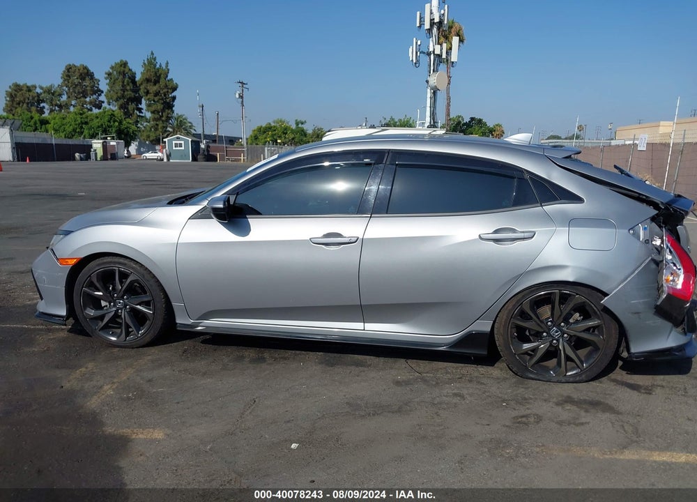 2018 HONDA CIVIC SPORT VIN: SHHFK7H44JU418017