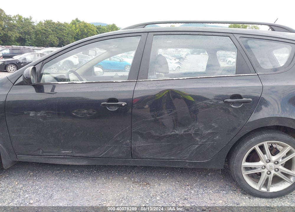 2010 HYUNDAI ELANTRA TOURING VIN: KMHDC8AE4AU063254