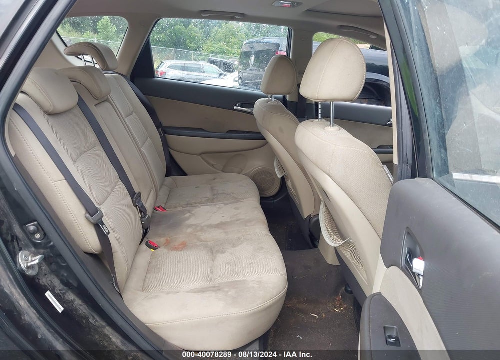 2010 HYUNDAI ELANTRA TOURING VIN: KMHDC8AE4AU063254