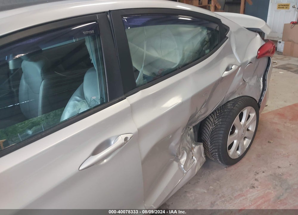 2011 HYUNDAI ELANTRA LIMITED VIN: 5NPDH4AE7BH003057