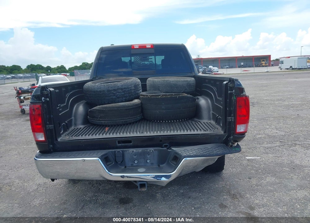 2019 RAM 1500 CLASSIC SLT 4X2 6'4 BOX VIN: 1C6RR6TT2KS572143