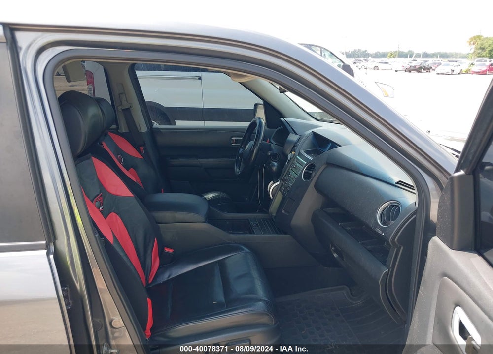 2011 HONDA PILOT EX-L VIN: 5FNYF4H62BB059895