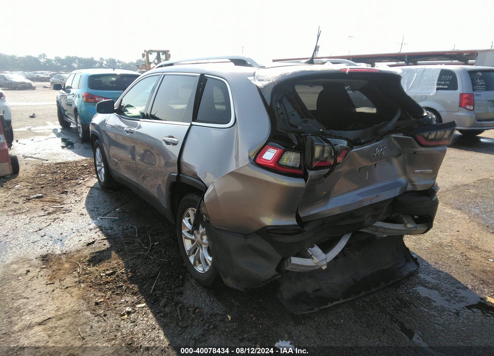 2019 JEEP CHEROKEE LATITUDE FWD VIN: 1C4PJLCB8KD114771