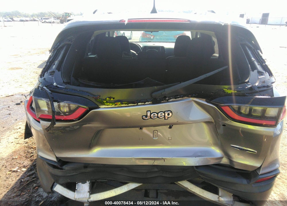 2019 JEEP CHEROKEE LATITUDE FWD VIN: 1C4PJLCB8KD114771