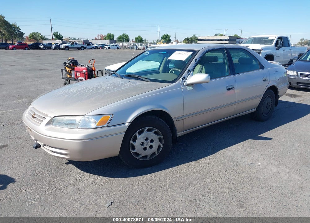 1997 TOYOTA CAMRY LE VIN: 4T1BG22K1VU094075