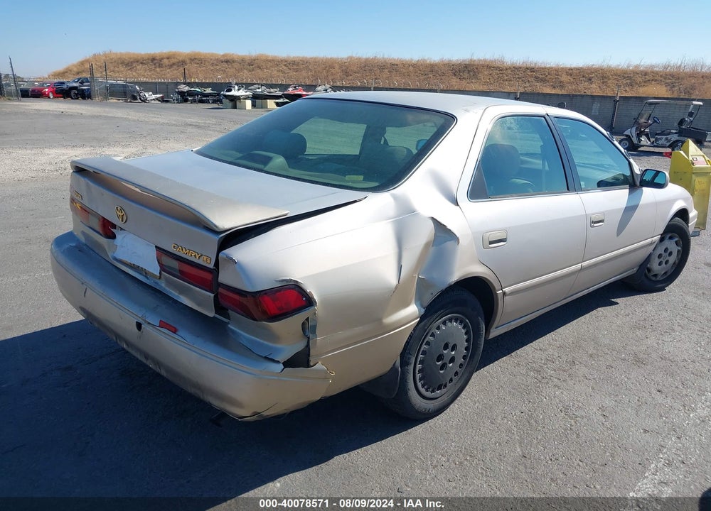 1997 TOYOTA CAMRY LE VIN: 4T1BG22K1VU094075