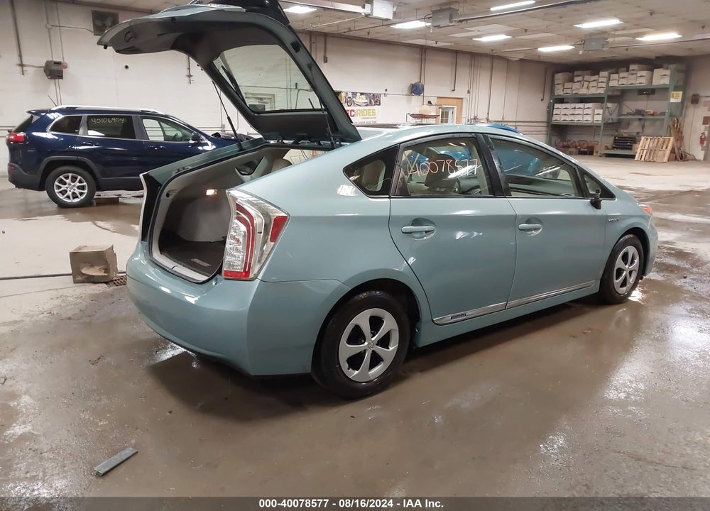 2015 TOYOTA PRIUS FOUR VIN: JTDKN3DU2F1973280