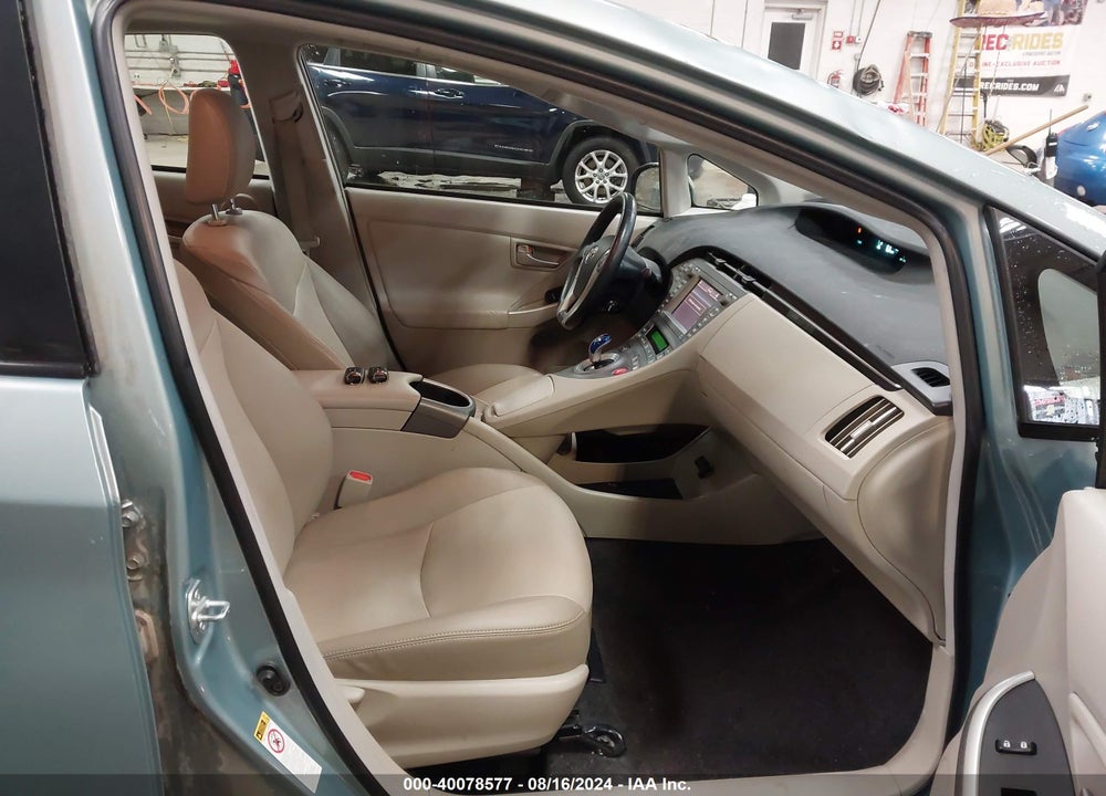 2015 TOYOTA PRIUS FOUR VIN: JTDKN3DU2F1973280