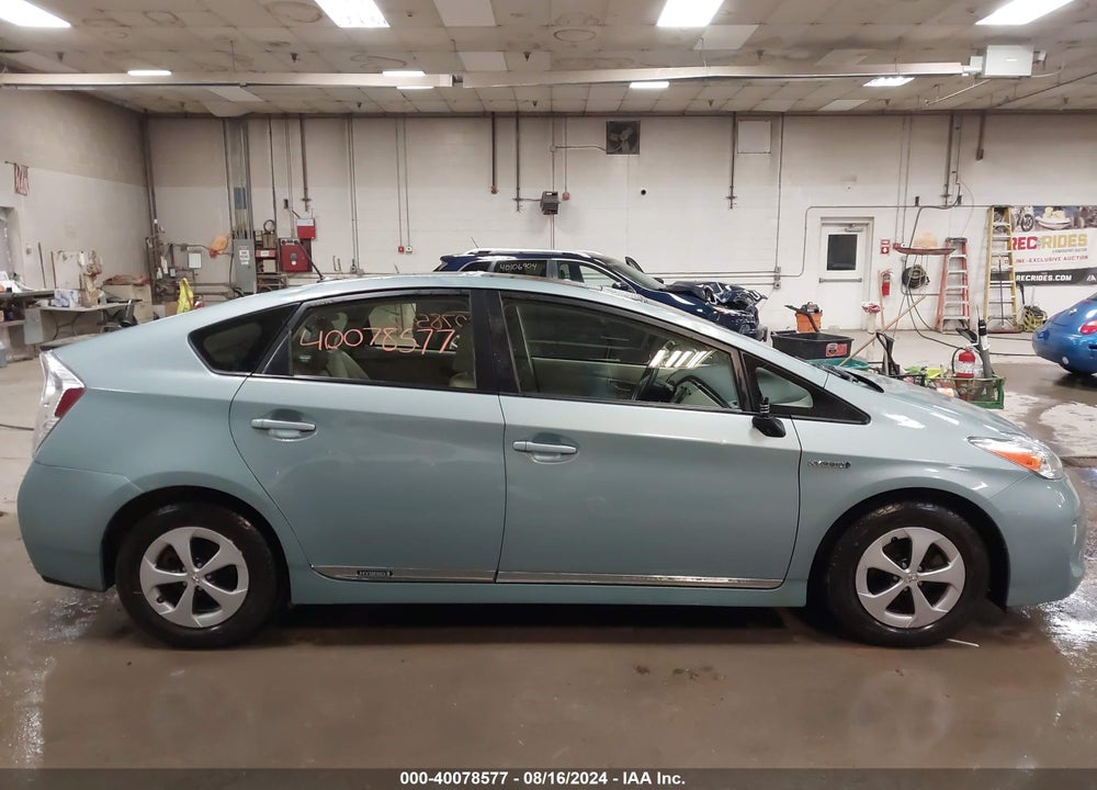 2015 TOYOTA PRIUS FOUR VIN: JTDKN3DU2F1973280