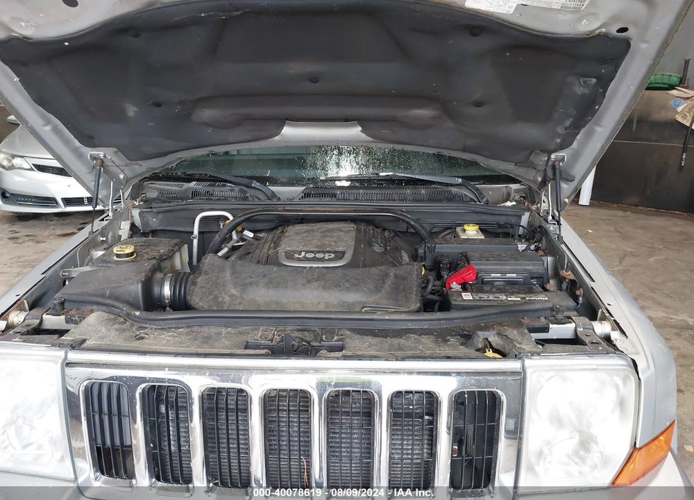 2007 JEEP COMMANDER VIN: 1J8HG58207C587111