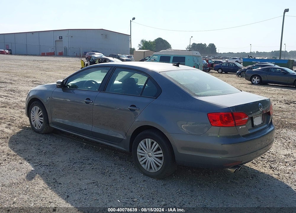 2011 VOLKSWAGEN JETTA 2.0L TDI VIN: 3VWLL7AJ9BM049781