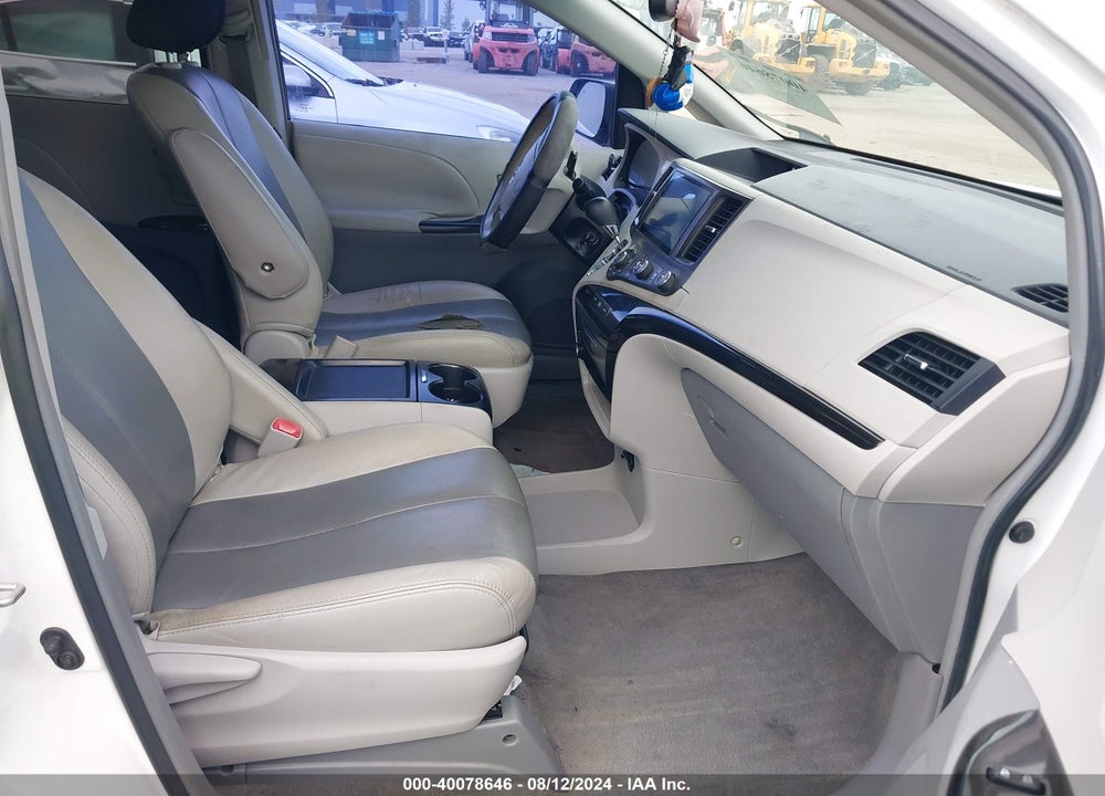 2011 TOYOTA SIENNA LE V6 VIN: 5TDKK3DC2BS010506