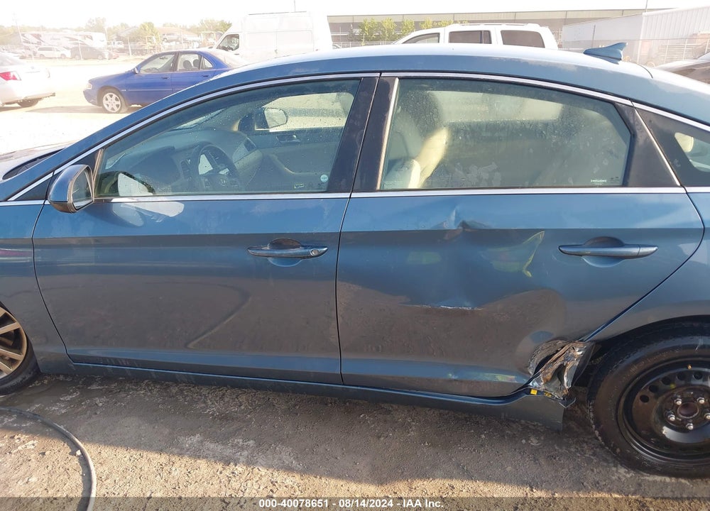 2017 HYUNDAI SONATA VIN: 5NPE24AF0HH545737