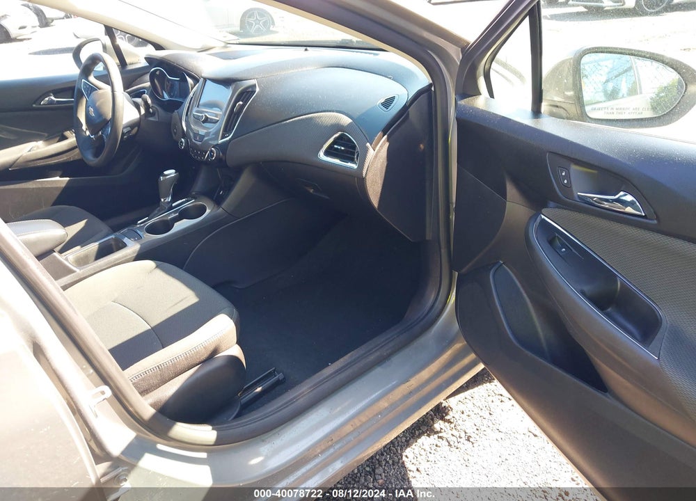 2017 CHEVROLET CRUZE LT AUTO VIN: 1G1BE5SM4H7204058