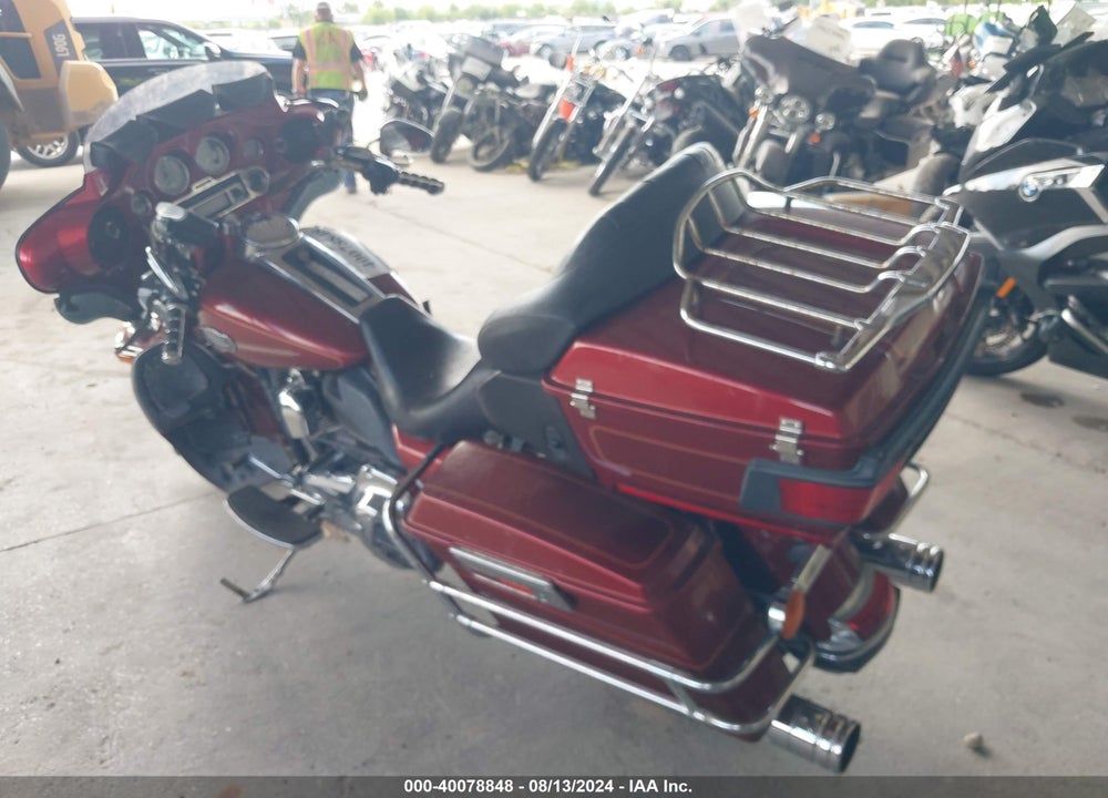 2009 HARLEY-DAVIDSON FLHTCU VIN: 1HD1FC4129Y613810