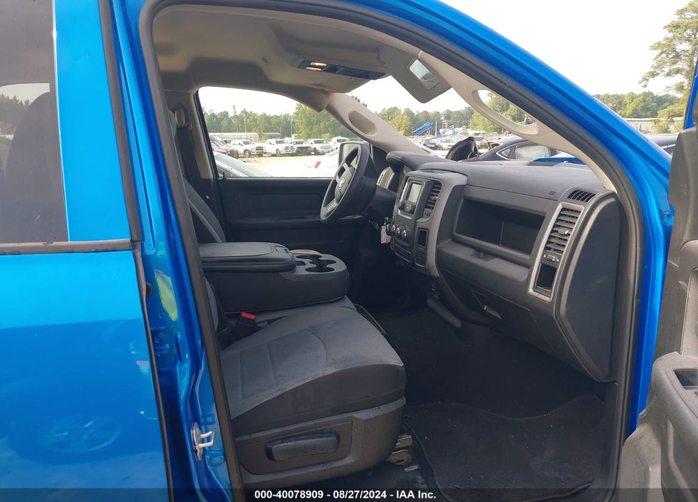 2023 RAM 1500 CLASSIC TRADESMAN 4X4 5'7 BOX VIN: 3C6RR7KG9PG662236