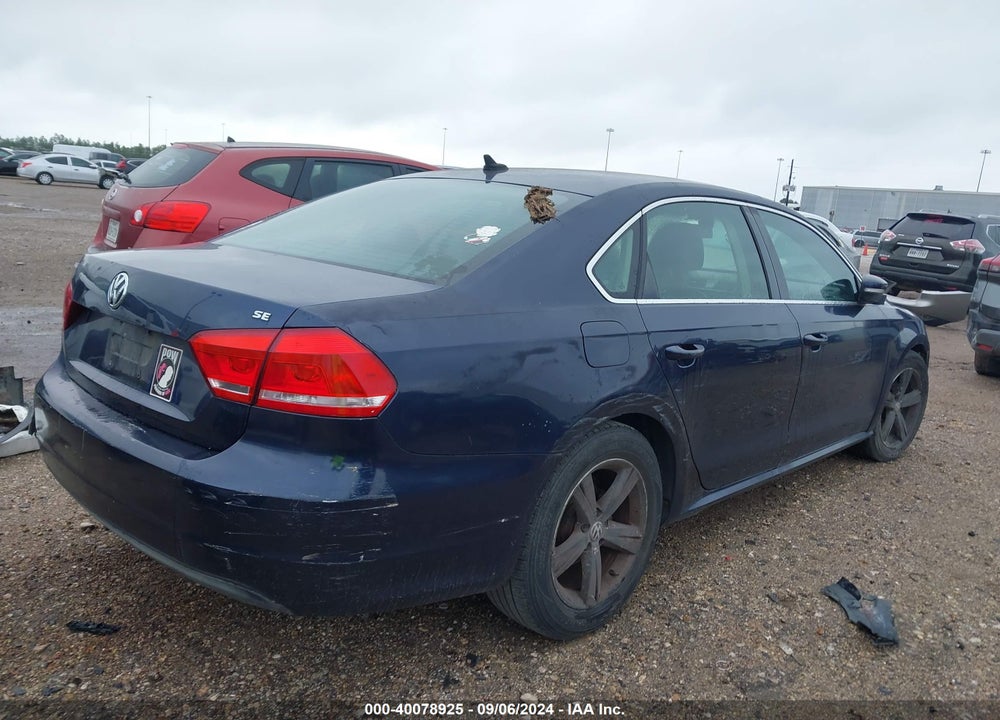 2013 VOLKSWAGEN PASSAT VIN: 1VWBP7A39DC067672