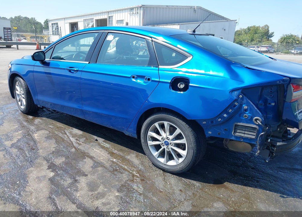 2017 FORD FUSION SE VIN: 3FA6P0HD6HR402314