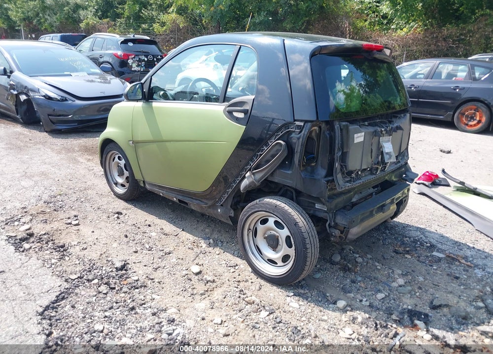 2013 SMART FORTWO PASSION/PURE VIN: WMEEJ3BA6DK591263