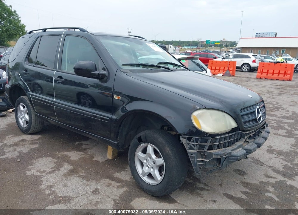 2001 MERCEDES-BENZ ML 320 VIN: 4JGAB54E11A263221