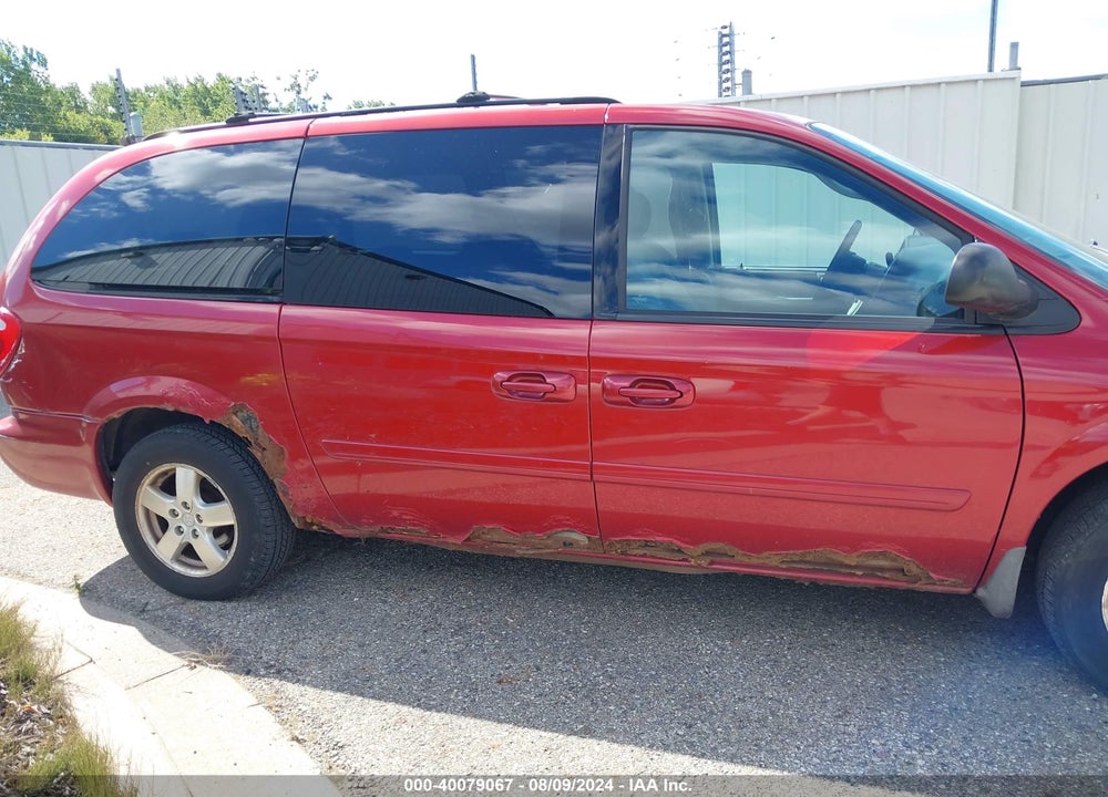 2007 DODGE GRAND CARAVAN SXT VIN: 2D4GP44L37R204235