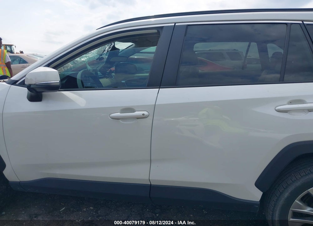 2022 TOYOTA RAV4 XLE PREMIUM VIN: 2T3C1RFV5NW214129