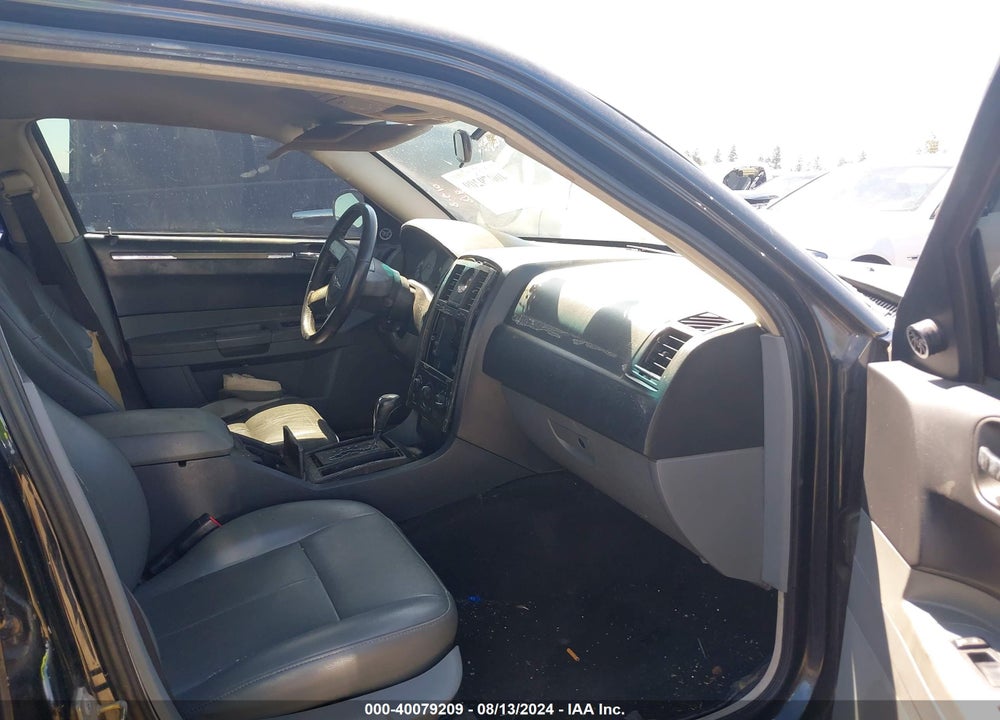 2005 CHRYSLER 300 TOURING VIN: 2C3AA53G25H633193