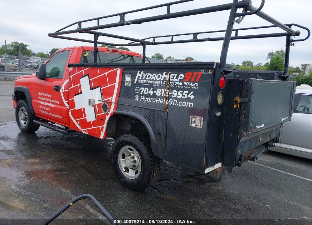 2006 CHEVROLET SILVERADO 2500HD WORK TRUCK VIN: 1GBHC24U86E110975
