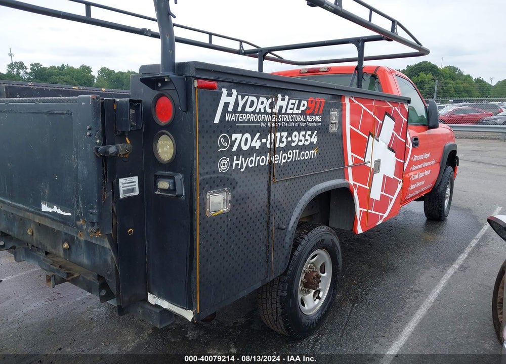 2006 CHEVROLET SILVERADO 2500HD WORK TRUCK VIN: 1GBHC24U86E110975