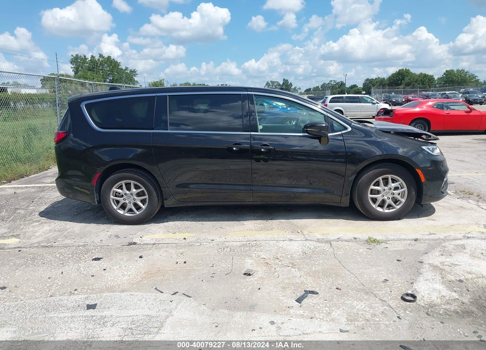 2024 CHRYSLER PACIFICA TOURING L VIN: 2C4RC1BG9RR128495