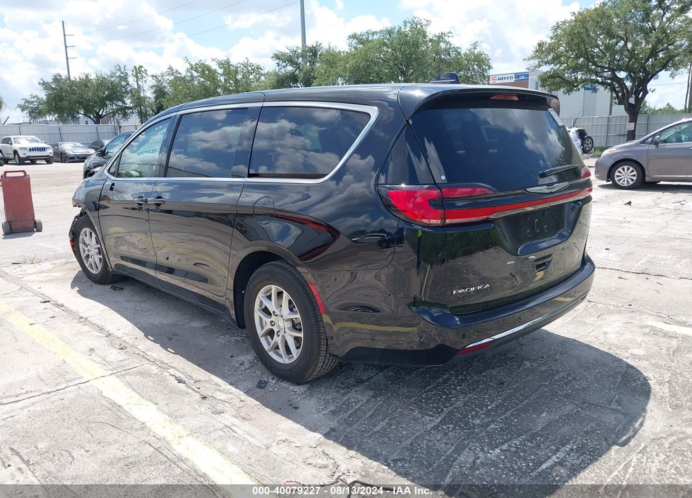 2024 CHRYSLER PACIFICA TOURING L VIN: 2C4RC1BG9RR128495