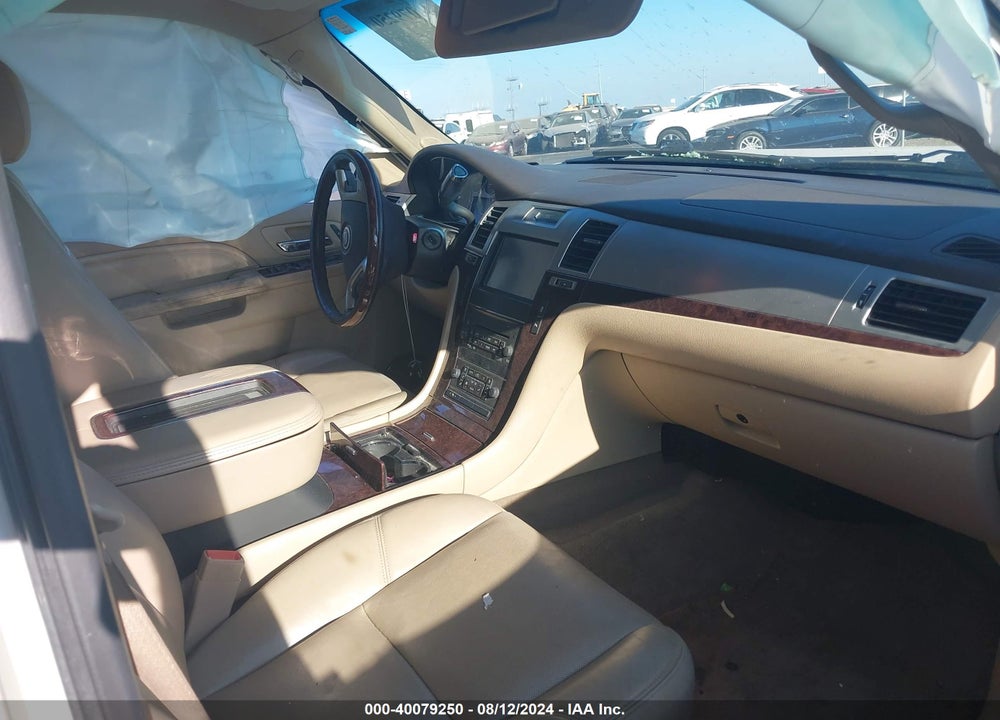 2013 CADILLAC ESCALADE LUXURY VIN: 1GYS4BEF9DR310939