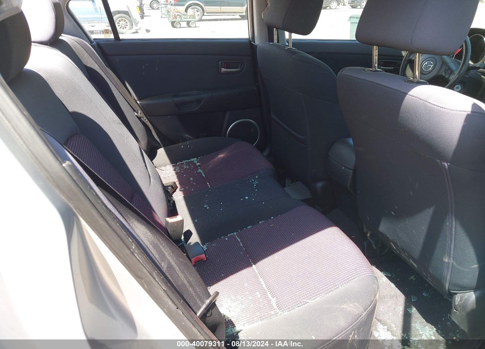 2004 MAZDA 3 S VIN: JM1BK323441213237
